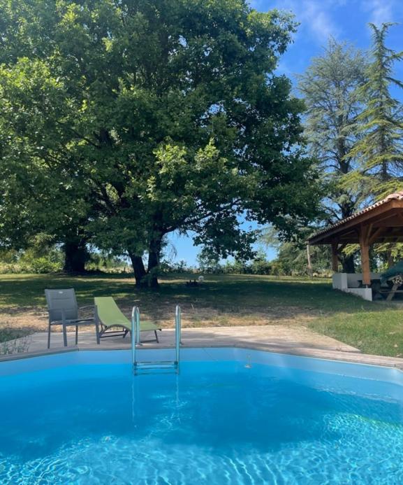 Domaine Des Peyries - Chambres Et Table D'Hotes Saint-Barthelemy-d'Agenais Luaran gambar
