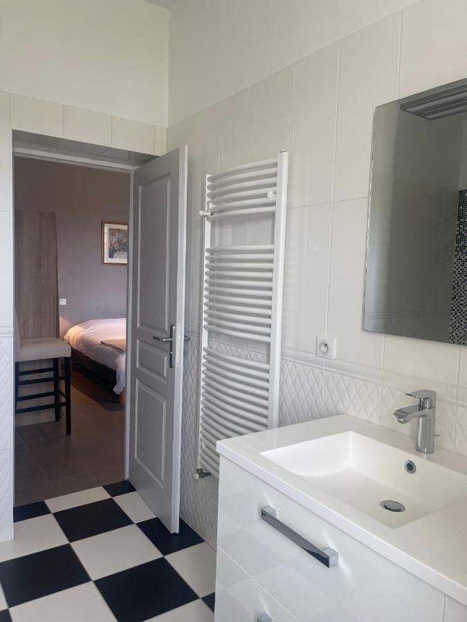Domaine Des Peyries - Chambres Et Table D'Hotes Saint-Barthelemy-d'Agenais Luaran gambar