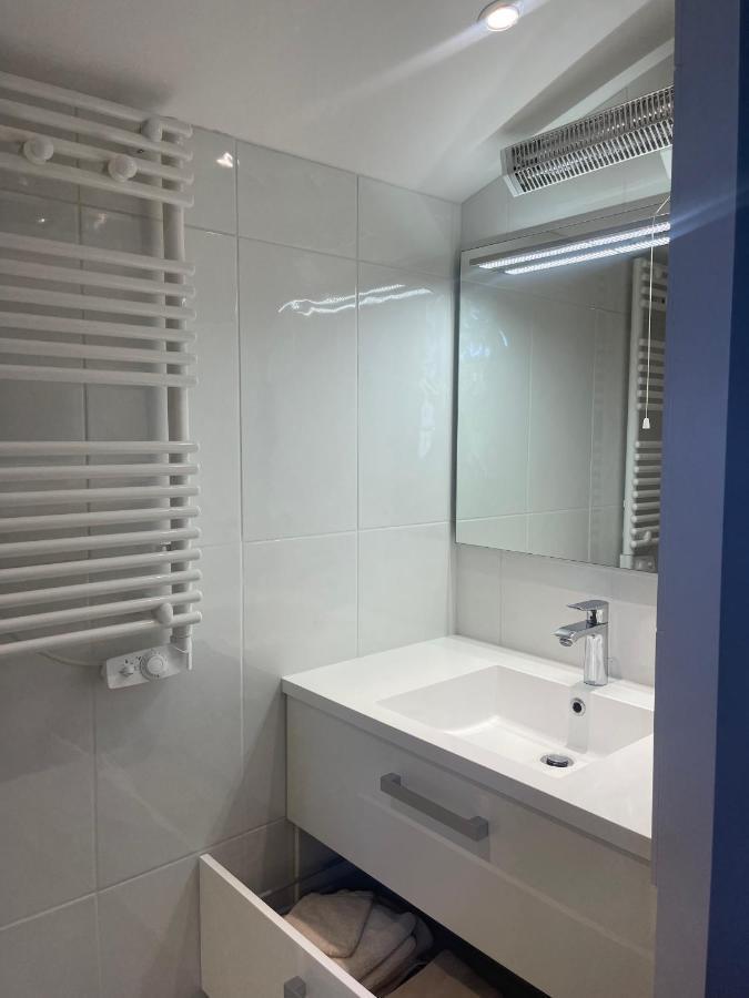 Domaine Des Peyries - Chambres Et Table D'Hotes Saint-Barthelemy-d'Agenais Luaran gambar